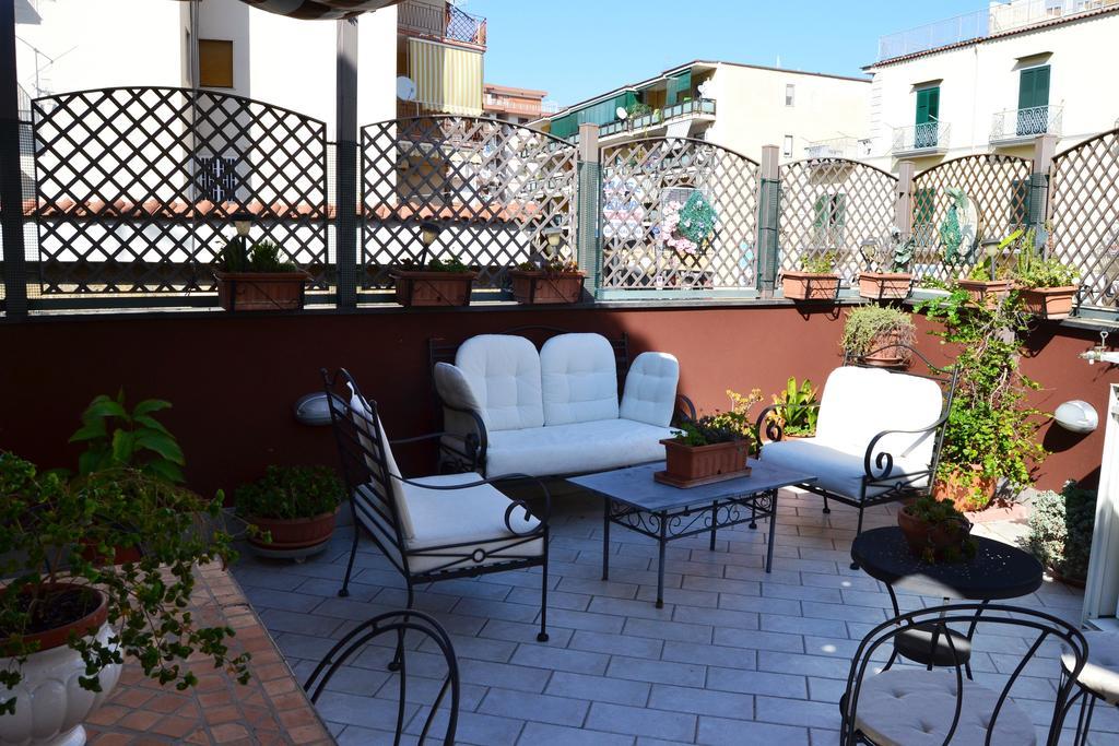 B&B Olania Кастелламмаре-ди-Стабия Экстерьер фото